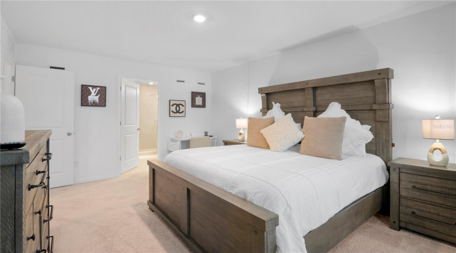 Davenport, Florida 33896, 3 Bedrooms Bedrooms, ,2 Bathroomsbathrooms,Residential,For Sale,Longboat,Mfro6309543