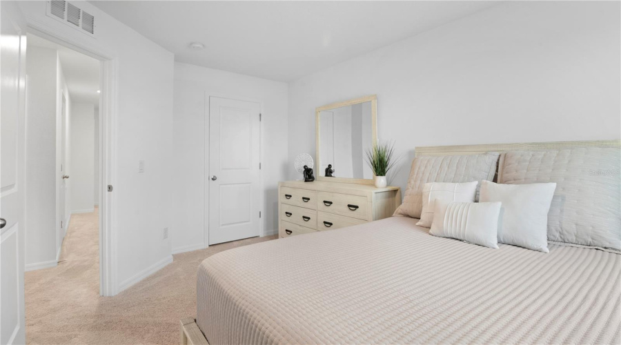 Davenport, Florida 33896, 3 Bedrooms Bedrooms, ,2 Bathroomsbathrooms,Residential,For Sale,Longboat,Mfro6309543