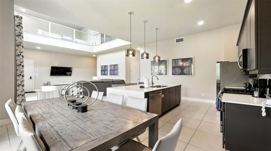 REUNION, Florida 34747, 5 Bedrooms Bedrooms, ,4 BathroomsBathrooms,Residential,For Sale,SANDY RIDGE,0,MFRO6309761