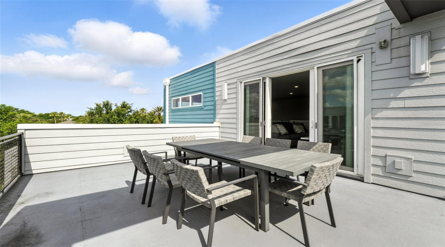 REUNION, Florida 34747, 5 Bedrooms Bedrooms, ,4 BathroomsBathrooms,Residential,For Sale,SANDY RIDGE,0,MFRO6309761