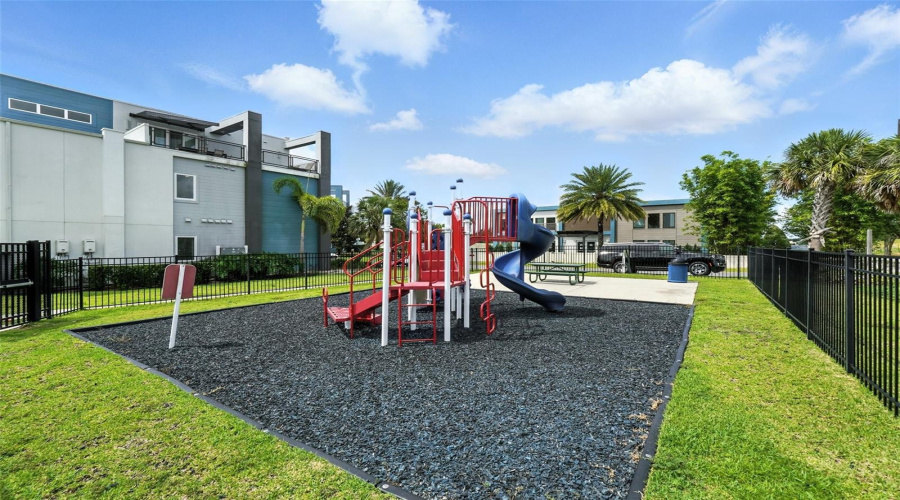 REUNION, Florida 34747, 5 Bedrooms Bedrooms, ,4 BathroomsBathrooms,Residential,For Sale,SANDY RIDGE,0,MFRO6309761