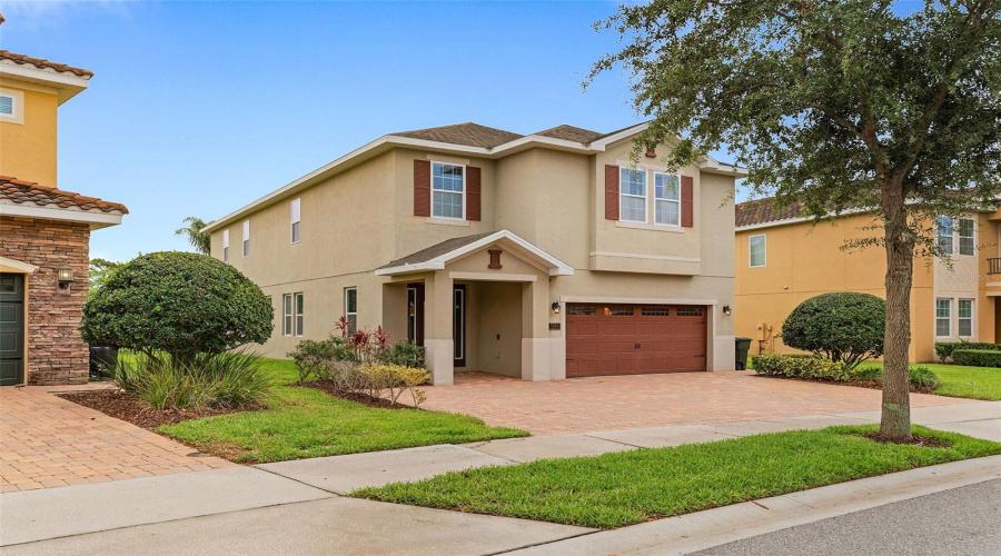 Kissimmee, Florida 34747, 8 Bedrooms Bedrooms, ,7 Bathroomsbathrooms,Residential,For Sale,Marker,Mfro6309690