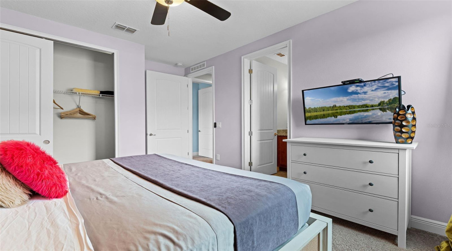 Kissimmee, Florida 34747, 8 Bedrooms Bedrooms, ,7 Bathroomsbathrooms,Residential,For Sale,Marker,Mfro6309690