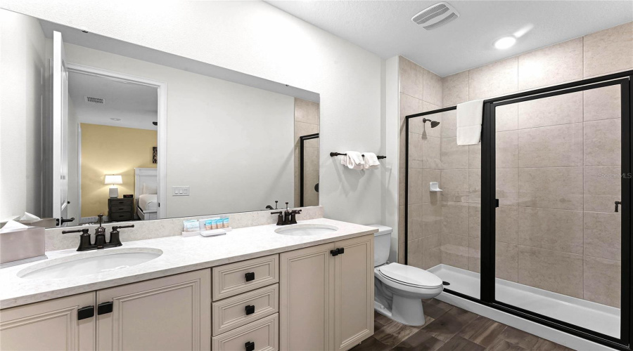 Kissimmee, Florida 34747, 3 Bedrooms Bedrooms, ,3 Bathroomsbathrooms,Residential,For Sale,Coconut,Mfrs5118698