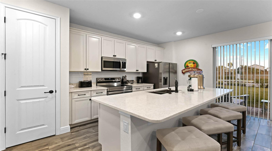 Kissimmee, Florida 34747, 3 Bedrooms Bedrooms, ,3 Bathroomsbathrooms,Residential,For Sale,Coconut,Mfrs5118698