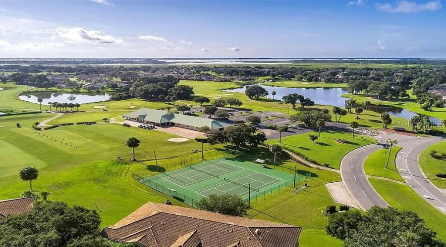 Kissimmee, Florida 34746, 4 Bedrooms Bedrooms, ,2 Bathroomsbathrooms,Residential,For Sale,Boating,Mfra4652424