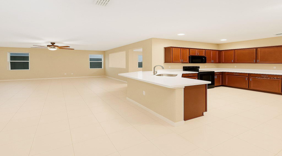 Kissimmee, Florida 34746, 4 Bedrooms Bedrooms, ,2 Bathroomsbathrooms,Residential,For Sale,Boating,Mfra4652424