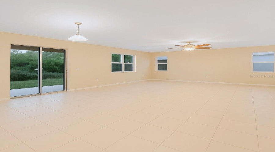 Kissimmee, Florida 34746, 4 Bedrooms Bedrooms, ,2 Bathroomsbathrooms,Residential,For Sale,Boating,Mfra4652424