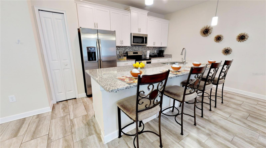 Kissimmee, Florida 34746, 4 Bedrooms Bedrooms, ,3 Bathroomsbathrooms,Residential,For Sale,Tom Sawyer,Mfro6309488