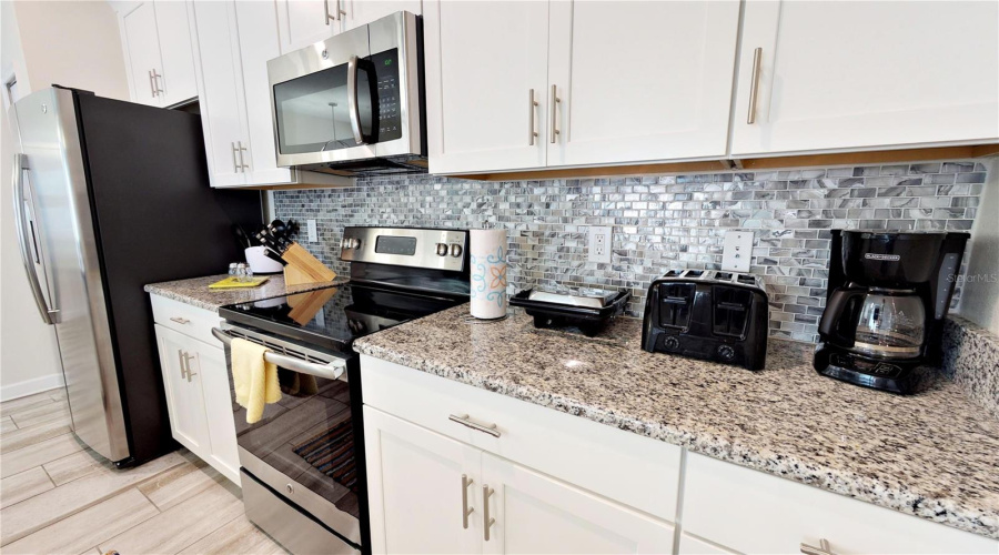 Kissimmee, Florida 34746, 4 Bedrooms Bedrooms, ,3 Bathroomsbathrooms,Residential,For Sale,Tom Sawyer,Mfro6309488