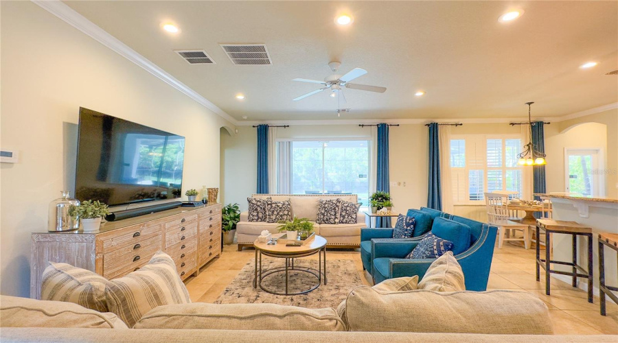 Davenport, Florida 33837, 5 Bedrooms Bedrooms, ,4 Bathroomsbathrooms,Residential,For Sale,Yellow Snapdragon,Mfro6309782