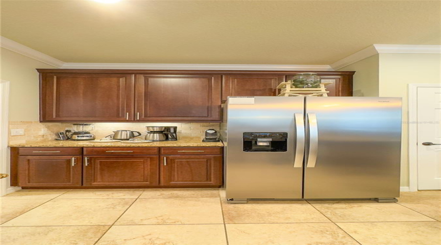 Davenport, Florida 33837, 5 Bedrooms Bedrooms, ,4 Bathroomsbathrooms,Residential,For Sale,Yellow Snapdragon,Mfro6309782