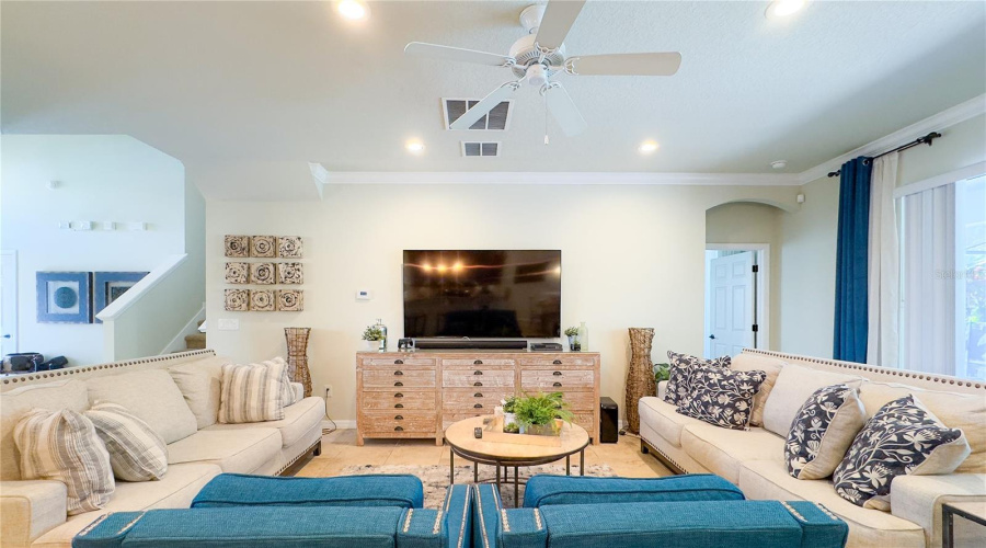Davenport, Florida 33837, 5 Bedrooms Bedrooms, ,4 Bathroomsbathrooms,Residential,For Sale,Yellow Snapdragon,Mfro6309782