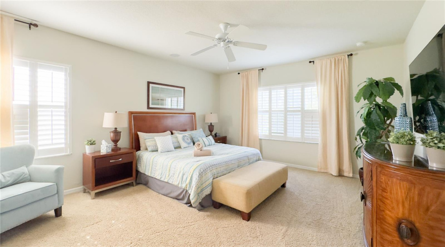Davenport, Florida 33837, 5 Bedrooms Bedrooms, ,4 Bathroomsbathrooms,Residential,For Sale,Yellow Snapdragon,Mfro6309782