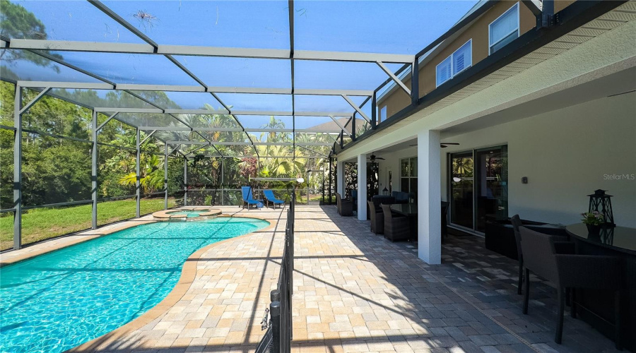 Davenport, Florida 33837, 5 Bedrooms Bedrooms, ,4 Bathroomsbathrooms,Residential,For Sale,Yellow Snapdragon,Mfro6309782