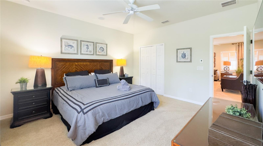 Davenport, Florida 33837, 5 Bedrooms Bedrooms, ,4 Bathroomsbathrooms,Residential,For Sale,Yellow Snapdragon,Mfro6309782