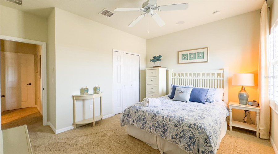 Davenport, Florida 33837, 5 Bedrooms Bedrooms, ,4 Bathroomsbathrooms,Residential,For Sale,Yellow Snapdragon,Mfro6309782