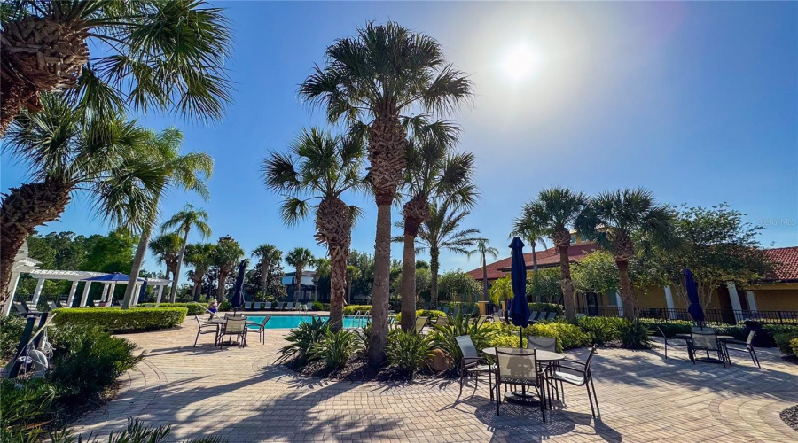Davenport, Florida 33837, 5 Bedrooms Bedrooms, ,4 Bathroomsbathrooms,Residential,For Sale,Yellow Snapdragon,Mfro6309782