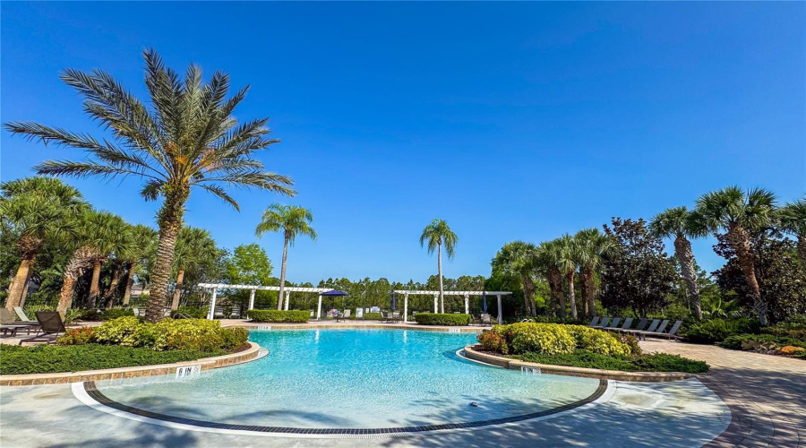 Davenport, Florida 33837, 5 Bedrooms Bedrooms, ,4 Bathroomsbathrooms,Residential,For Sale,Yellow Snapdragon,Mfro6309782