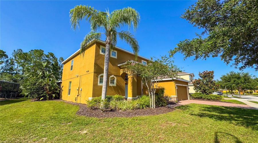 Davenport, Florida 33837, 5 Bedrooms Bedrooms, ,4 Bathroomsbathrooms,Residential,For Sale,Yellow Snapdragon,Mfro6309782