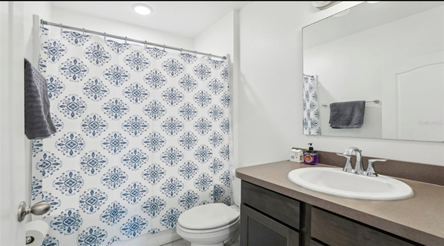 Kissimmee, Florida 34746, 3 Bedrooms Bedrooms, ,2 Bathroomsbathrooms,Residential,For Sale,Desert Rose,Mfrs5127049