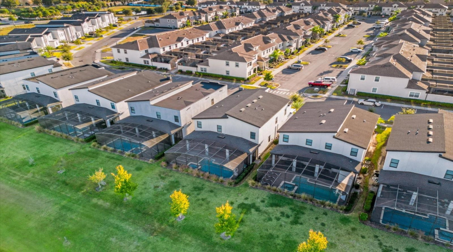 Kissimmee, Florida 34746, 8 Bedrooms Bedrooms, ,5 Bathroomsbathrooms,Residential,For Sale,Fable,Mfro6309835