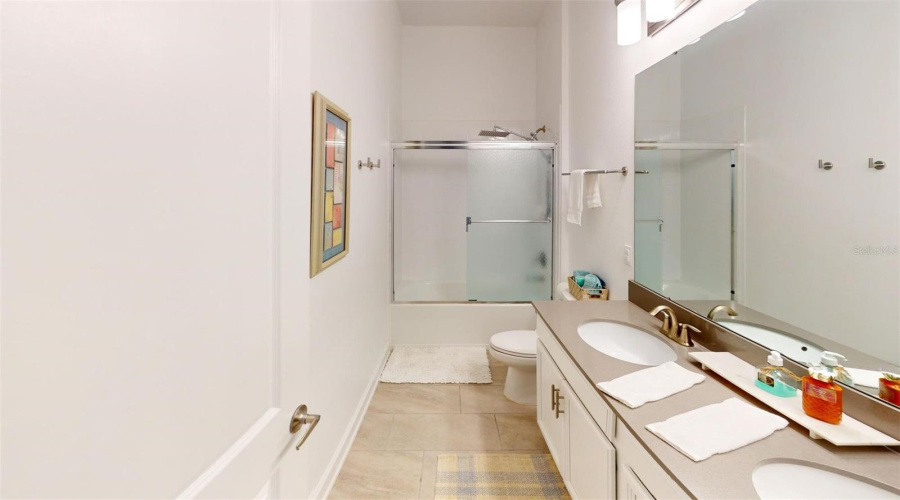 Davenport, Florida 33896, 4 Bedrooms Bedrooms, ,3 Bathroomsbathrooms,Residential,For Sale,Fallen Oak,Mfro6308689