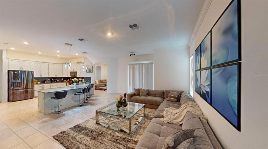Davenport, Florida 33896, 4 Bedrooms Bedrooms, ,3 Bathroomsbathrooms,Residential,For Sale,Fallen Oak,Mfro6308689
