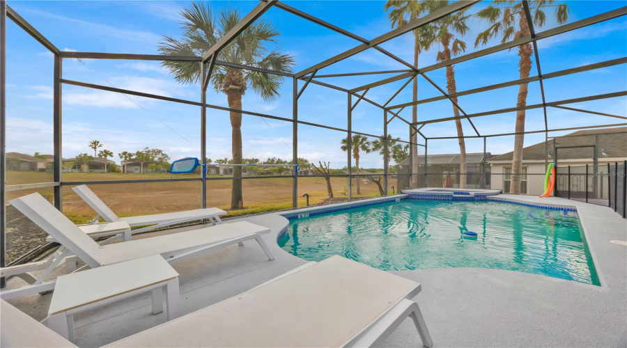Davenport, Florida 33897, 5 Bedrooms Bedrooms, ,4 Bathroomsbathrooms,Residential,For Sale,Plumoso,Mfrs5126911