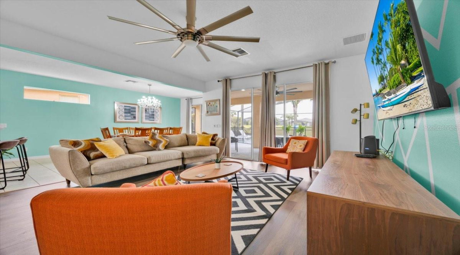 Davenport, Florida 33897, 5 Bedrooms Bedrooms, ,4 Bathroomsbathrooms,Residential,For Sale,Plumoso,Mfrs5126911