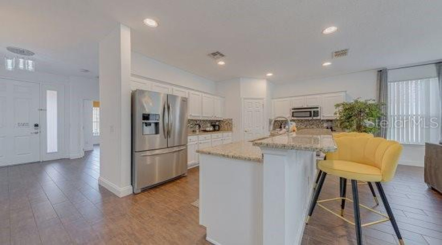 Kissimmee, Florida 34746, 4 Bedrooms Bedrooms, ,4 Bathroomsbathrooms,Residential,For Sale,Marcello,Mfrs5127093