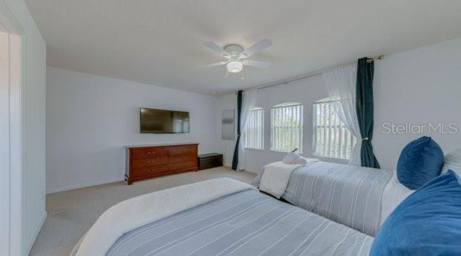 Kissimmee, Florida 34746, 4 Bedrooms Bedrooms, ,4 Bathroomsbathrooms,Residential,For Sale,Marcello,Mfrs5127093