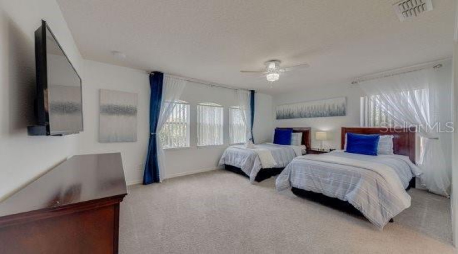 Kissimmee, Florida 34746, 4 Bedrooms Bedrooms, ,4 Bathroomsbathrooms,Residential,For Sale,Marcello,Mfrs5127093