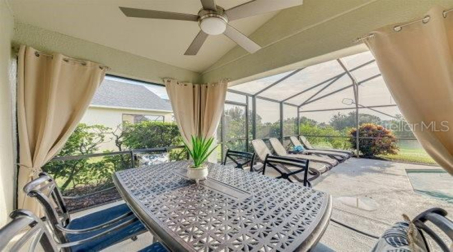 Davenport, Florida 33896, 4 Bedrooms Bedrooms, ,3 Bathroomsbathrooms,Residential,For Sale,Balmoral,Mfrs5127023