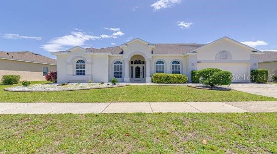 Welcome To 520 Prestwick Drive - Highlands Reserve