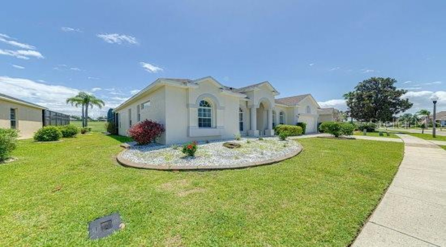 Davenport, Florida 33897, 5 Bedrooms Bedrooms, ,3 Bathroomsbathrooms,Residential,For Sale,Prestwick,Mfrs5127059