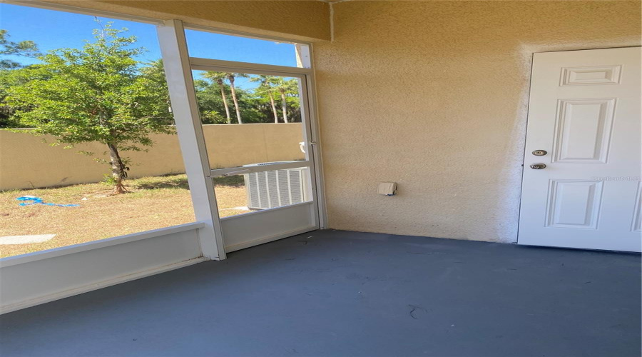 KISSIMMEE, Florida 34746, 3 Bedrooms Bedrooms, ,2 BathroomsBathrooms,Residential,For Sale,CORAL CASTLE,0,MFRS5126999