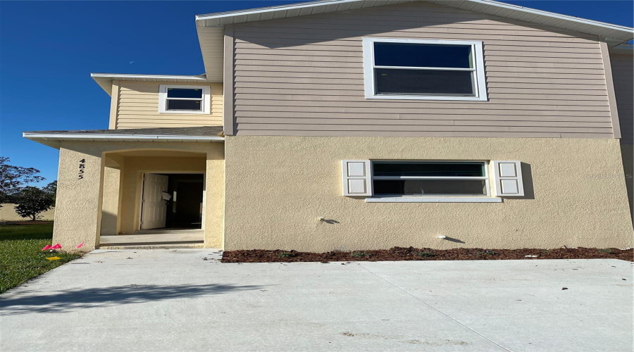 KISSIMMEE, Florida 34746, 3 Bedrooms Bedrooms, ,2 BathroomsBathrooms,Residential,For Sale,CORAL CASTLE,0,MFRS5126999
