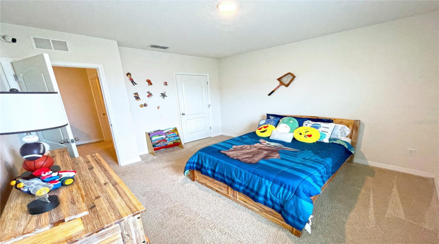 KISSIMMEE, Florida 34747, 4 Bedrooms Bedrooms, ,2 BathroomsBathrooms,Residential,For Sale,ALBA,MFRO6305693