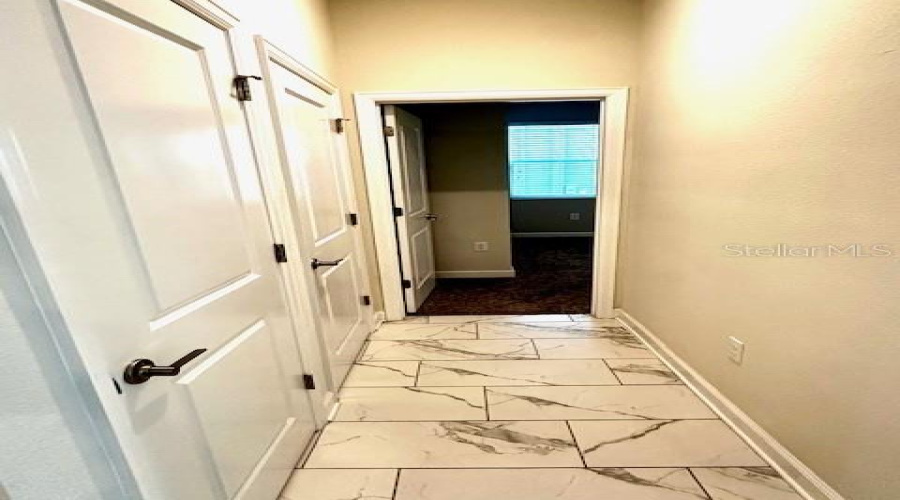 DAVENPORT, Florida 33896, 8 Bedrooms Bedrooms, ,5 BathroomsBathrooms,Residential,For Sale,MAIDSTONE,0,MFRO6309591