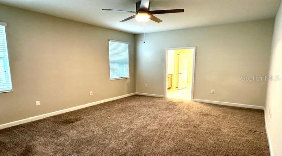 DAVENPORT, Florida 33896, 8 Bedrooms Bedrooms, ,5 BathroomsBathrooms,Residential,For Sale,MAIDSTONE,0,MFRO6309591