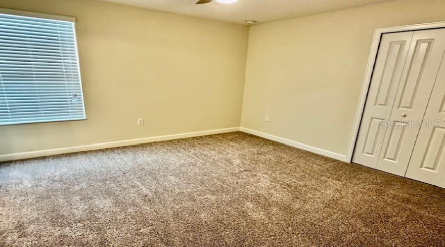 DAVENPORT, Florida 33896, 8 Bedrooms Bedrooms, ,5 BathroomsBathrooms,Residential,For Sale,MAIDSTONE,0,MFRO6309591