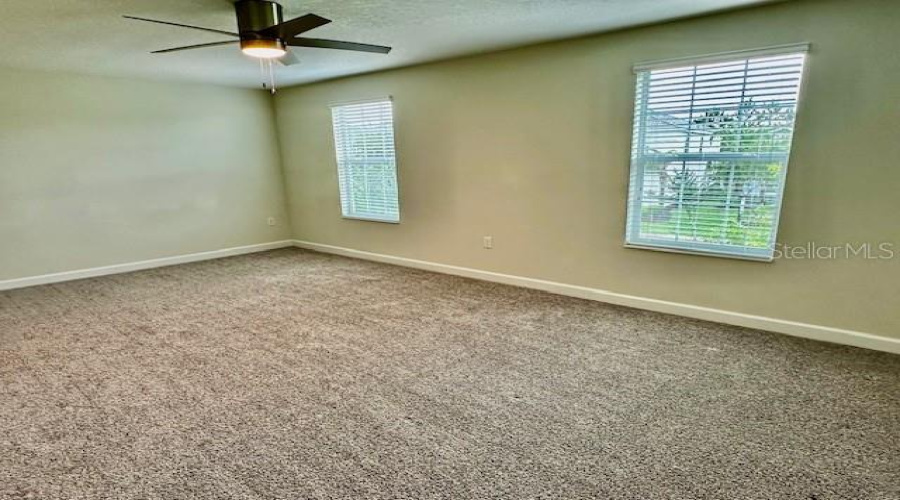 DAVENPORT, Florida 33896, 8 Bedrooms Bedrooms, ,5 BathroomsBathrooms,Residential,For Sale,MAIDSTONE,0,MFRO6309591