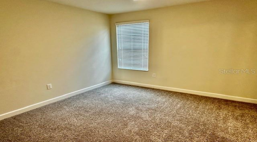 DAVENPORT, Florida 33896, 8 Bedrooms Bedrooms, ,5 BathroomsBathrooms,Residential,For Sale,MAIDSTONE,0,MFRO6309591