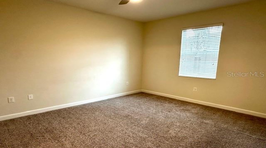 DAVENPORT, Florida 33896, 8 Bedrooms Bedrooms, ,5 BathroomsBathrooms,Residential,For Sale,MAIDSTONE,0,MFRO6309591