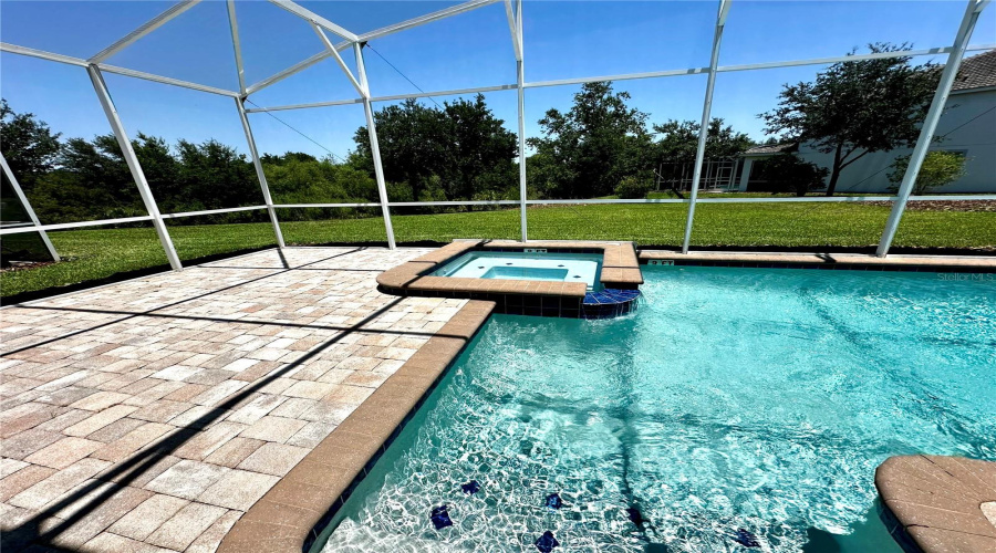 DAVENPORT, Florida 33896, 8 Bedrooms Bedrooms, ,5 BathroomsBathrooms,Residential,For Sale,MAIDSTONE,0,MFRO6309591