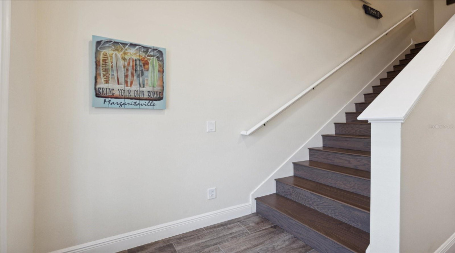 KISSIMMEE, Florida 34747, 3 Bedrooms Bedrooms, ,3 BathroomsBathrooms,Residential,For Sale,ON THE ROCKS,0,MFRO6310168