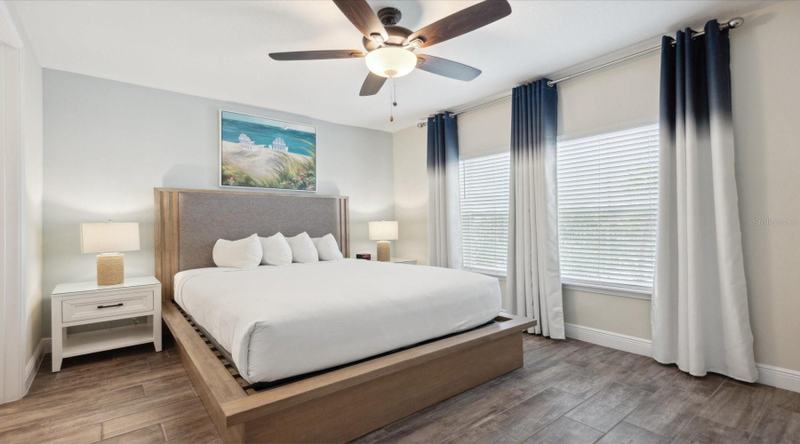 KISSIMMEE, Florida 34747, 3 Bedrooms Bedrooms, ,3 BathroomsBathrooms,Residential,For Sale,ON THE ROCKS,0,MFRO6310168
