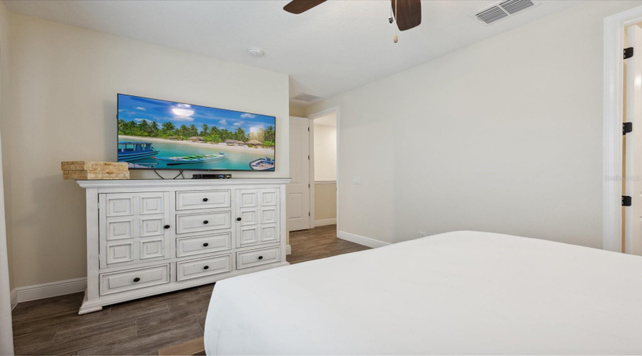 KISSIMMEE, Florida 34747, 3 Bedrooms Bedrooms, ,3 BathroomsBathrooms,Residential,For Sale,ON THE ROCKS,0,MFRO6310168