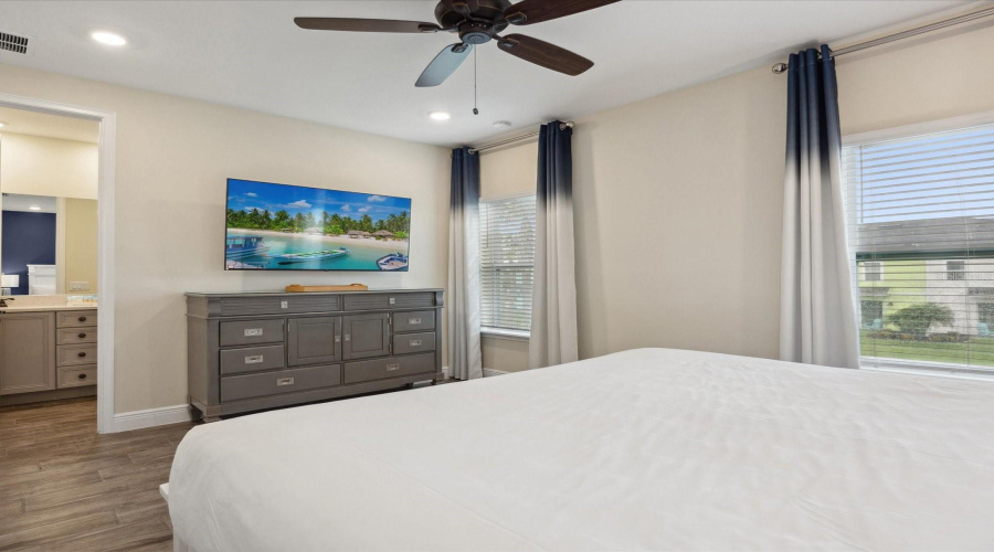 KISSIMMEE, Florida 34747, 3 Bedrooms Bedrooms, ,3 BathroomsBathrooms,Residential,For Sale,ON THE ROCKS,0,MFRO6310168